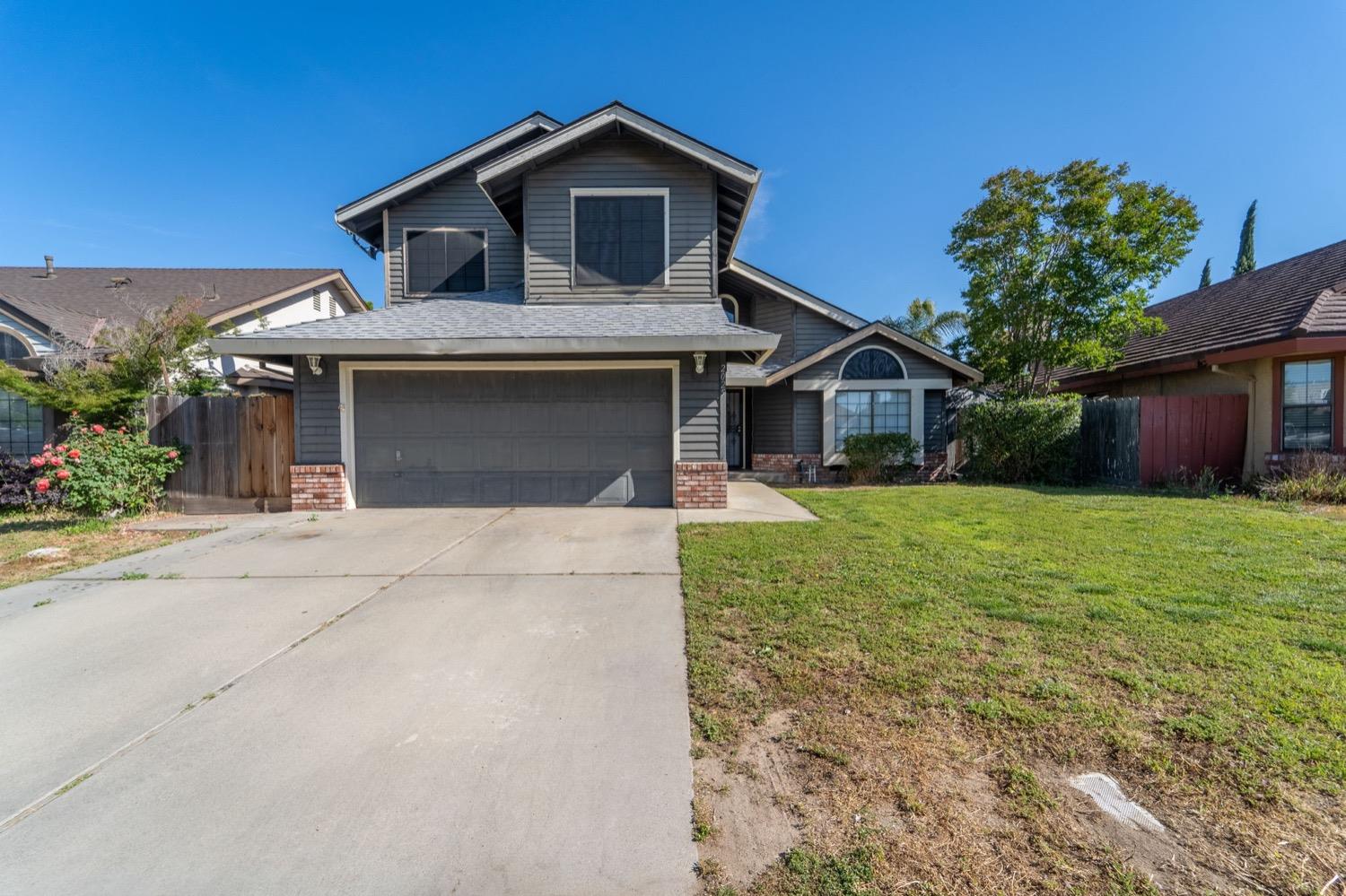 Detail Gallery Image 1 of 1 For 2025 Stracker Way, Modesto,  CA 95350 - 4 Beds | 2/1 Baths