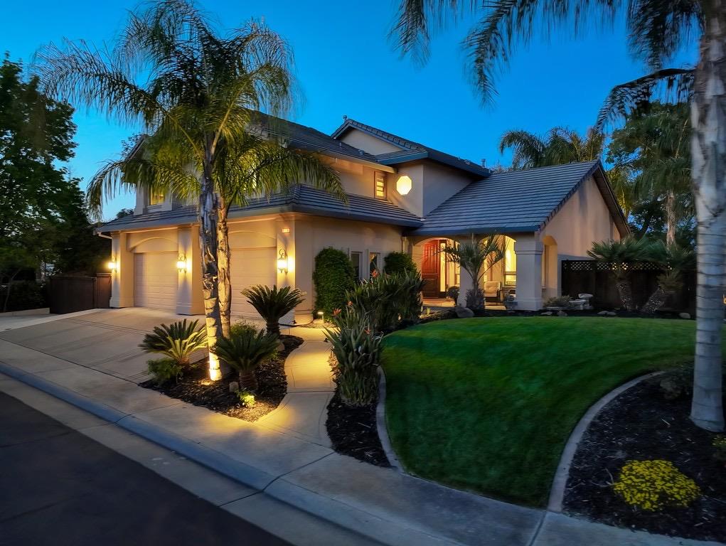 Photo of 6900 Green Leaf Ct in Granite Bay, CA