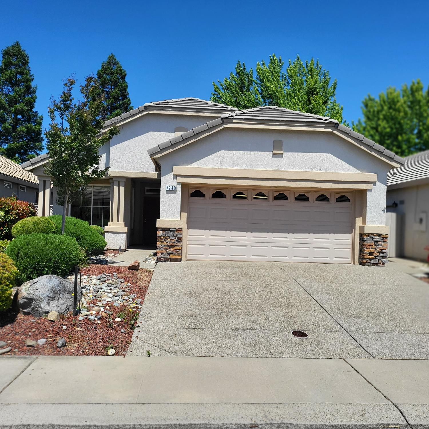 7240 Stagecoach Circle, Roseville, CA 95747