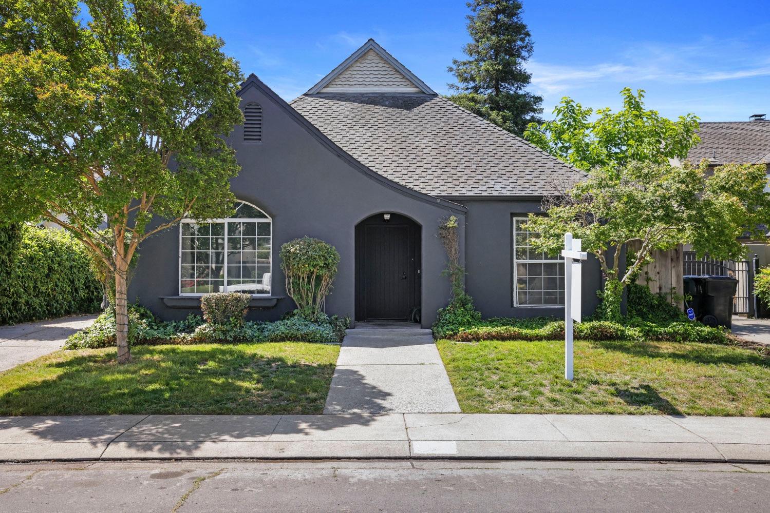 Photo of 1128 Gorham Ave in Modesto, CA