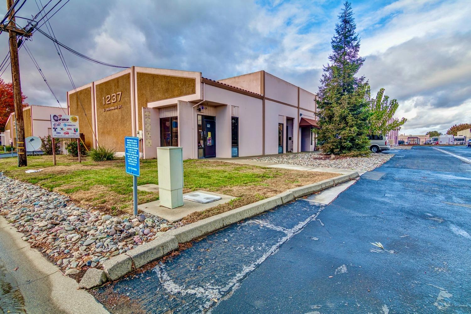 Photo of 1237 E Beamer St #C in Woodland, CA