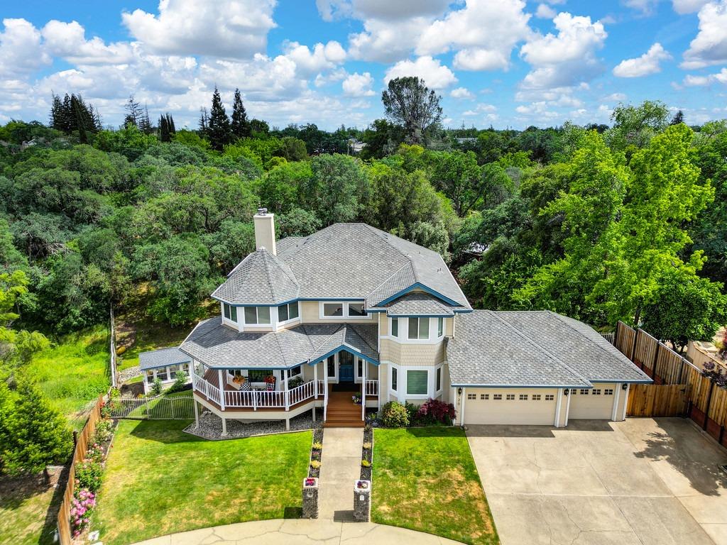 Photo of 120 Raeanne Ln in Folsom, CA