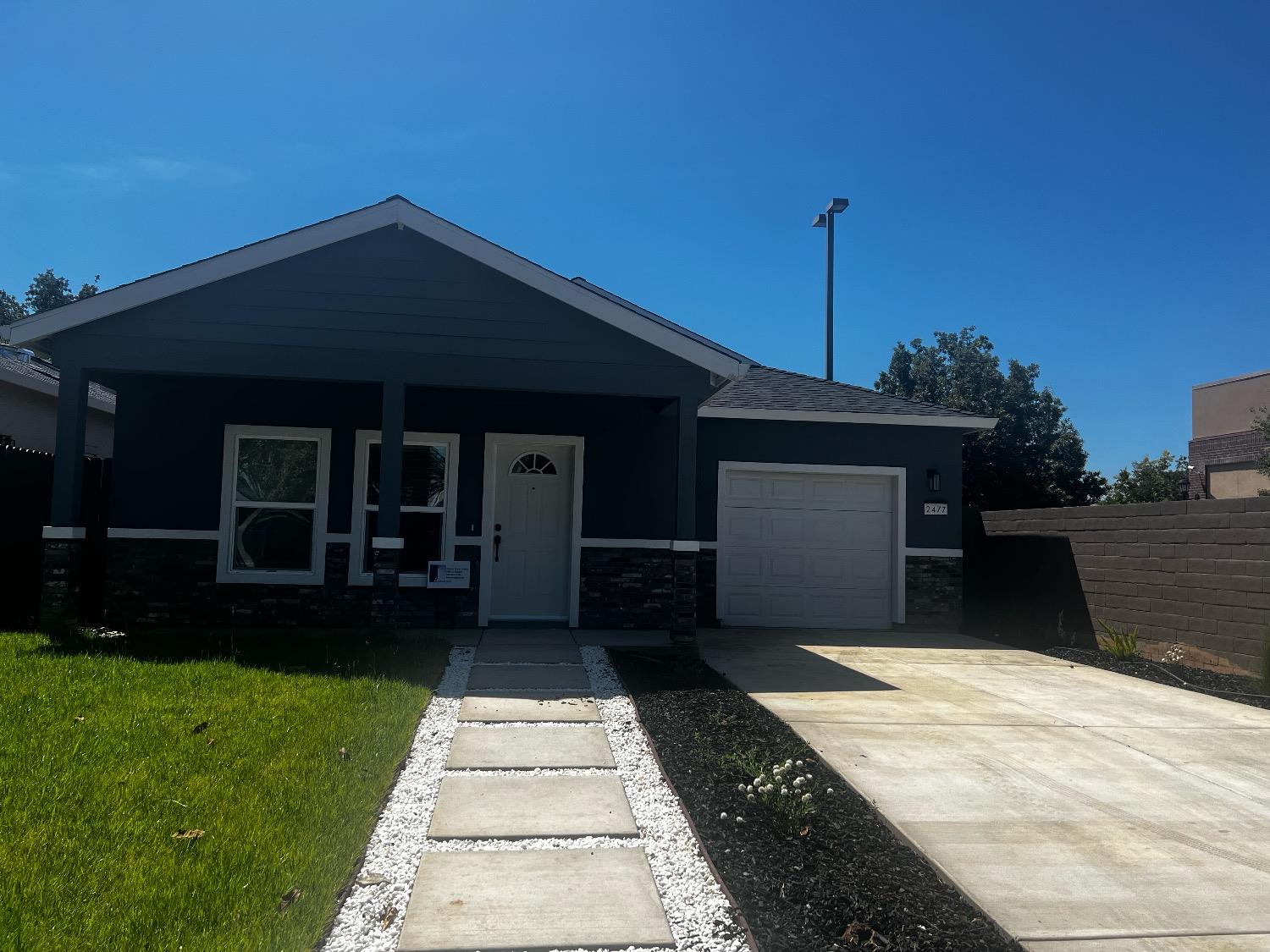 Photo of 2477 Empress in Sacramento, CA