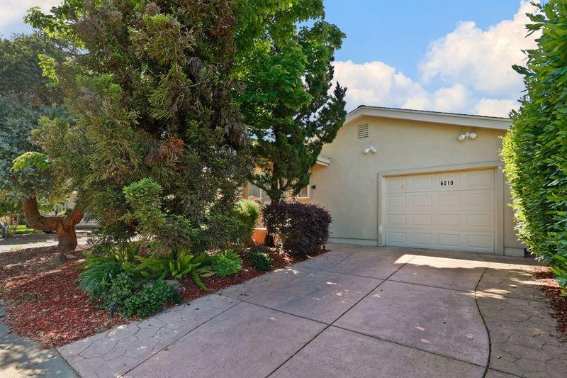 Photo of 6010 13th Ave in Sacramento, CA