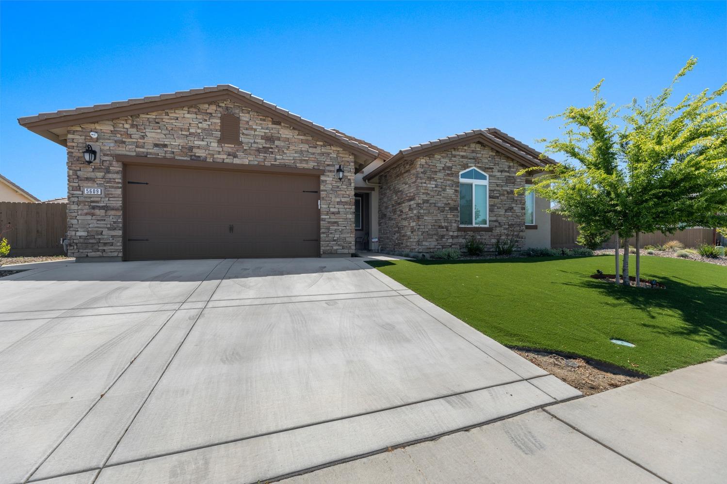 Photo of 5609 Tuckeroo Wy in Fair Oaks, CA