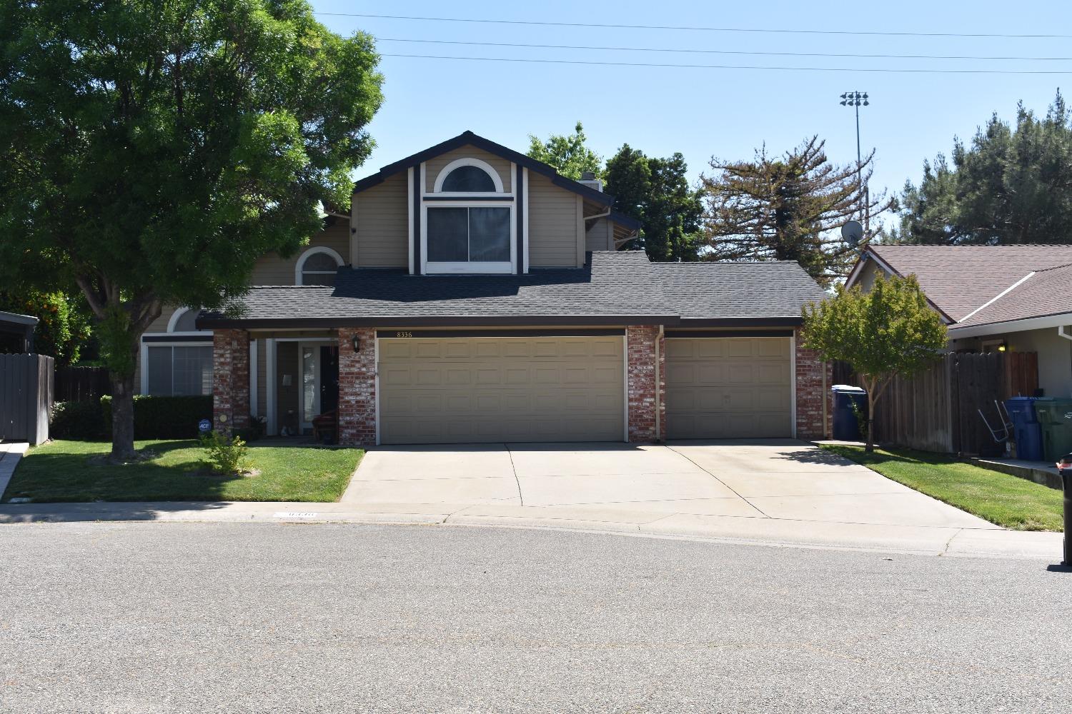 Photo of 8336 Raffia Ct in Antelope, CA