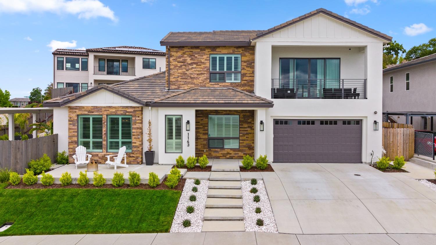 Photo of 1143 Lantern View Dr in Auburn, CA