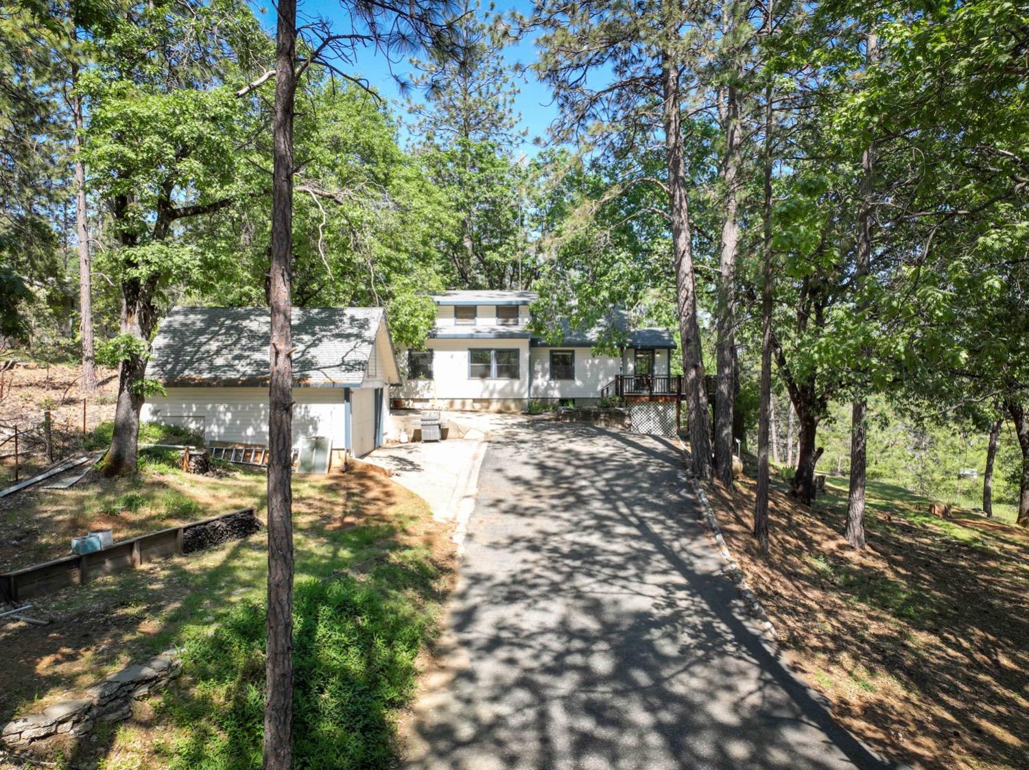 378 W Weimar Cross Road, Colfax, CA 95713