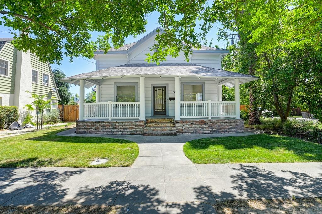 Photo of 757 1st St in Woodland, CA