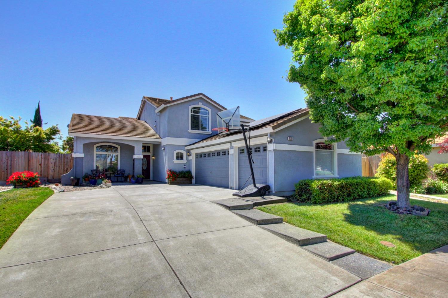 Photo of 3135 King Edward Rd in West Sacramento, CA