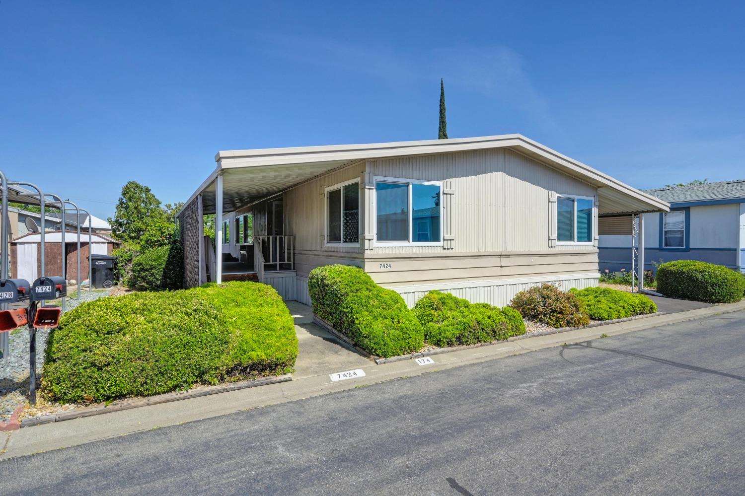 Photo of 7424 White River Ln #174 in Sacramento, CA