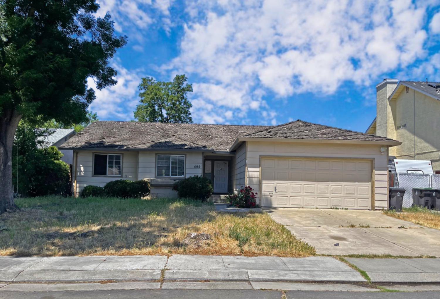 599 Sunrise Place, Lathrop, CA 95330