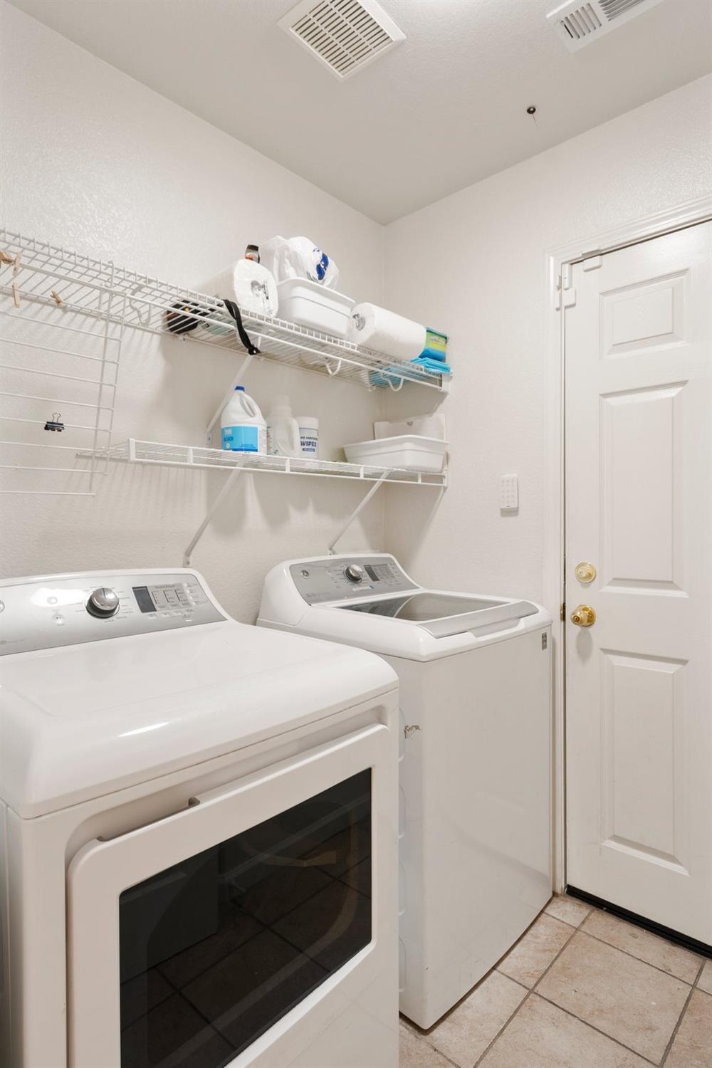 Detail Gallery Image 17 of 39 For 8133 Shay Circle, Stockton,  CA 95212 - 4 Beds | 2/1 Baths