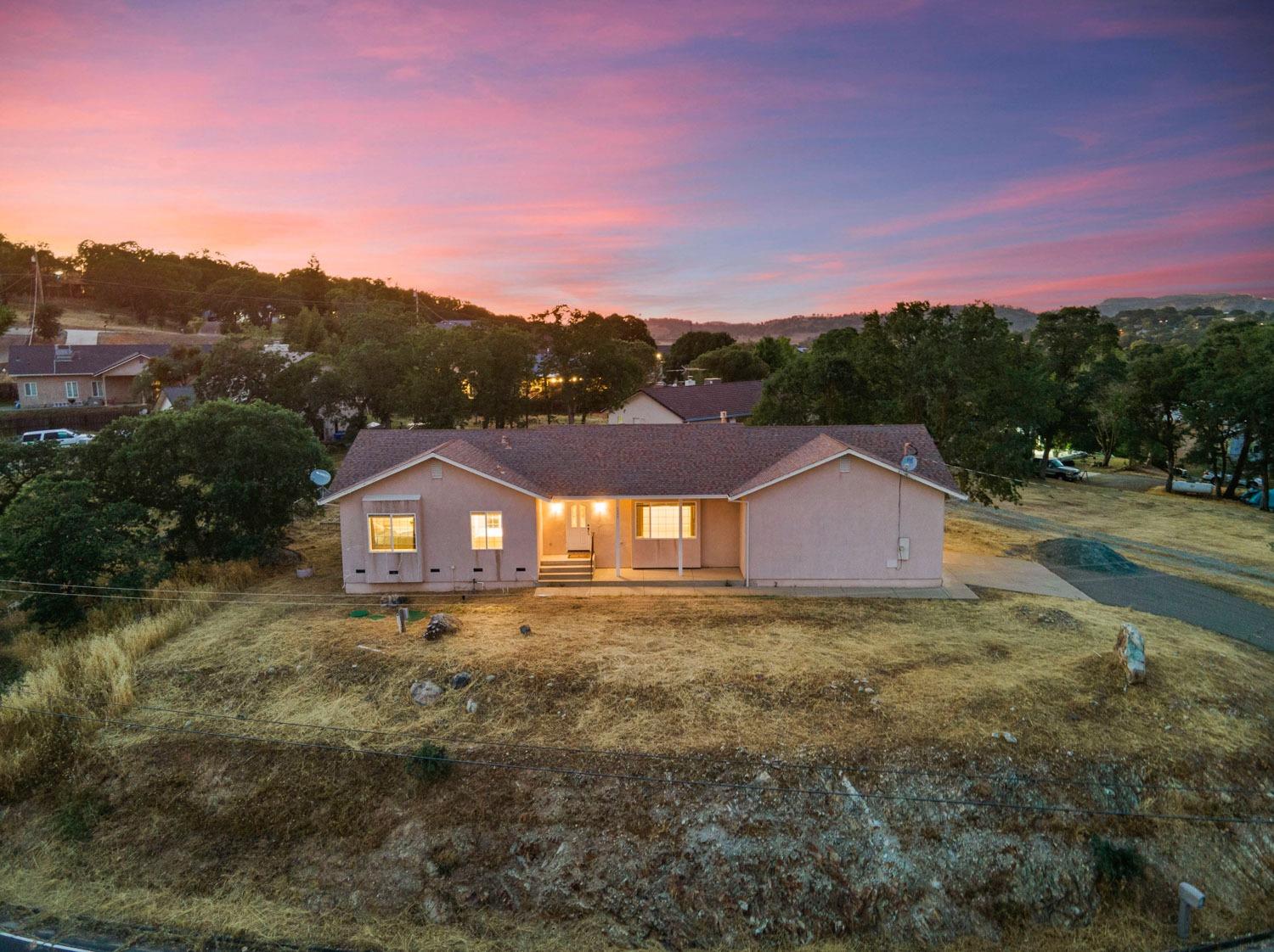Photo of 4995 Dunn Rd in Valley Springs, CA