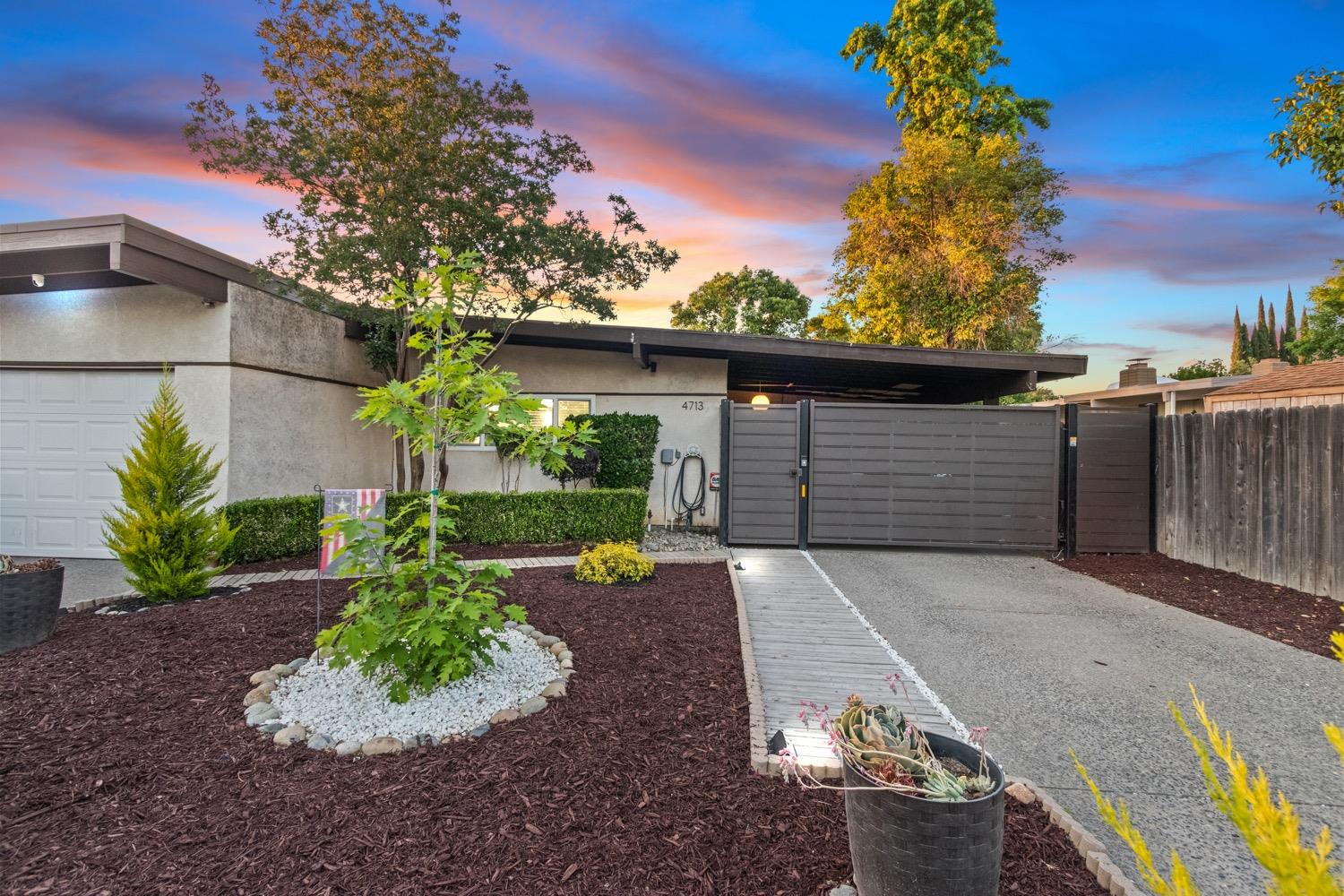 Photo of 4713 Orange Grove Ave in Sacramento, CA
