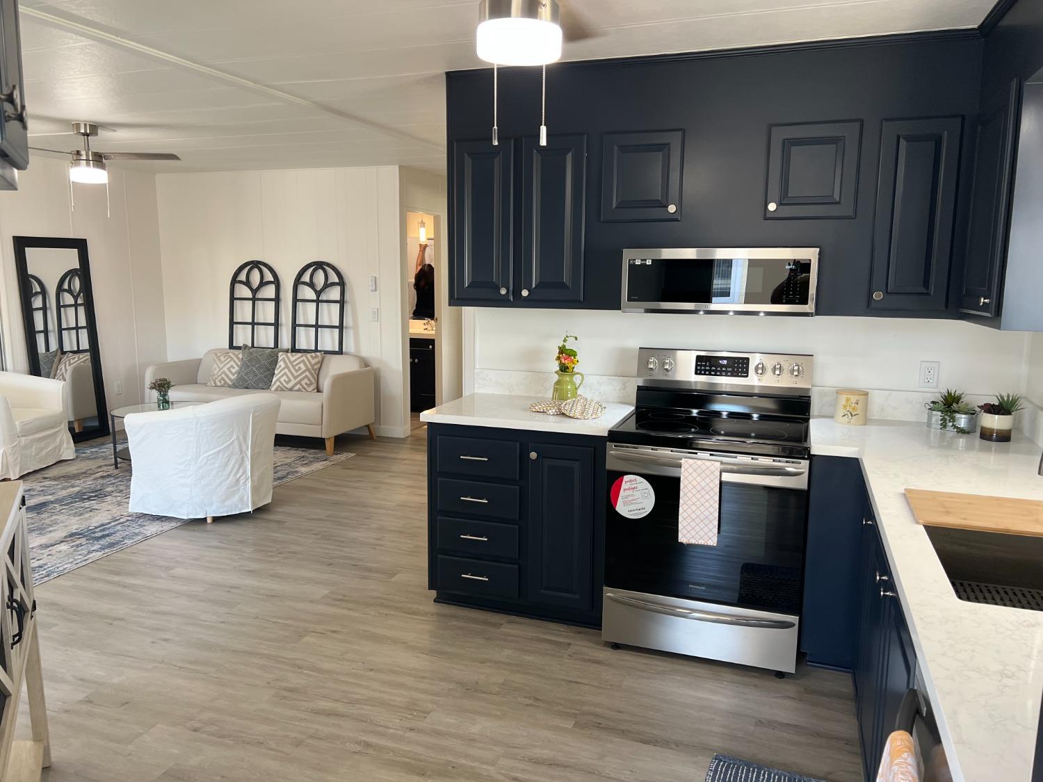 Photo of 8181 Folsom Blvd #213 in Sacramento, CA