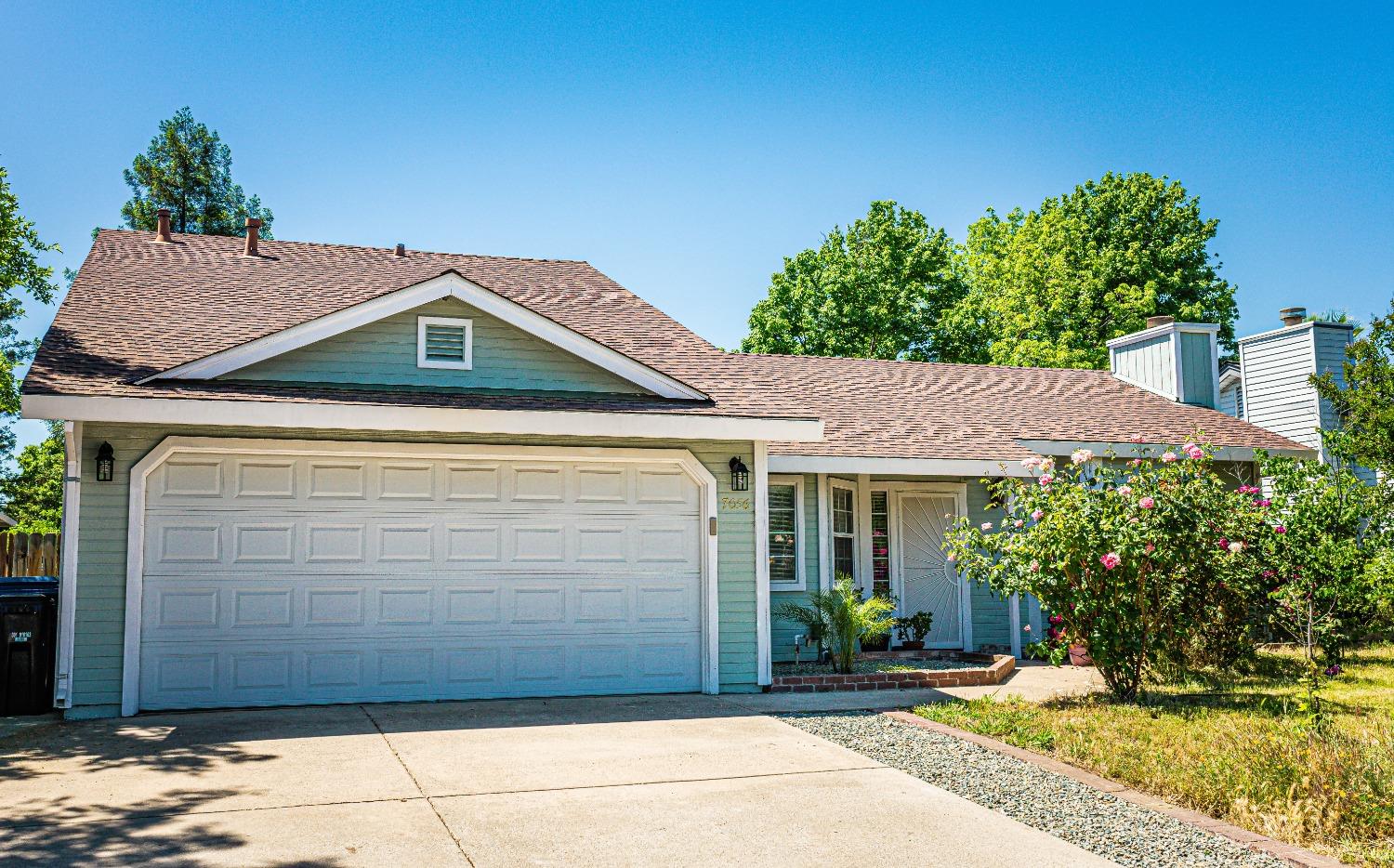 Photo of 7056 Castle Creek Wy in Rio Linda, CA