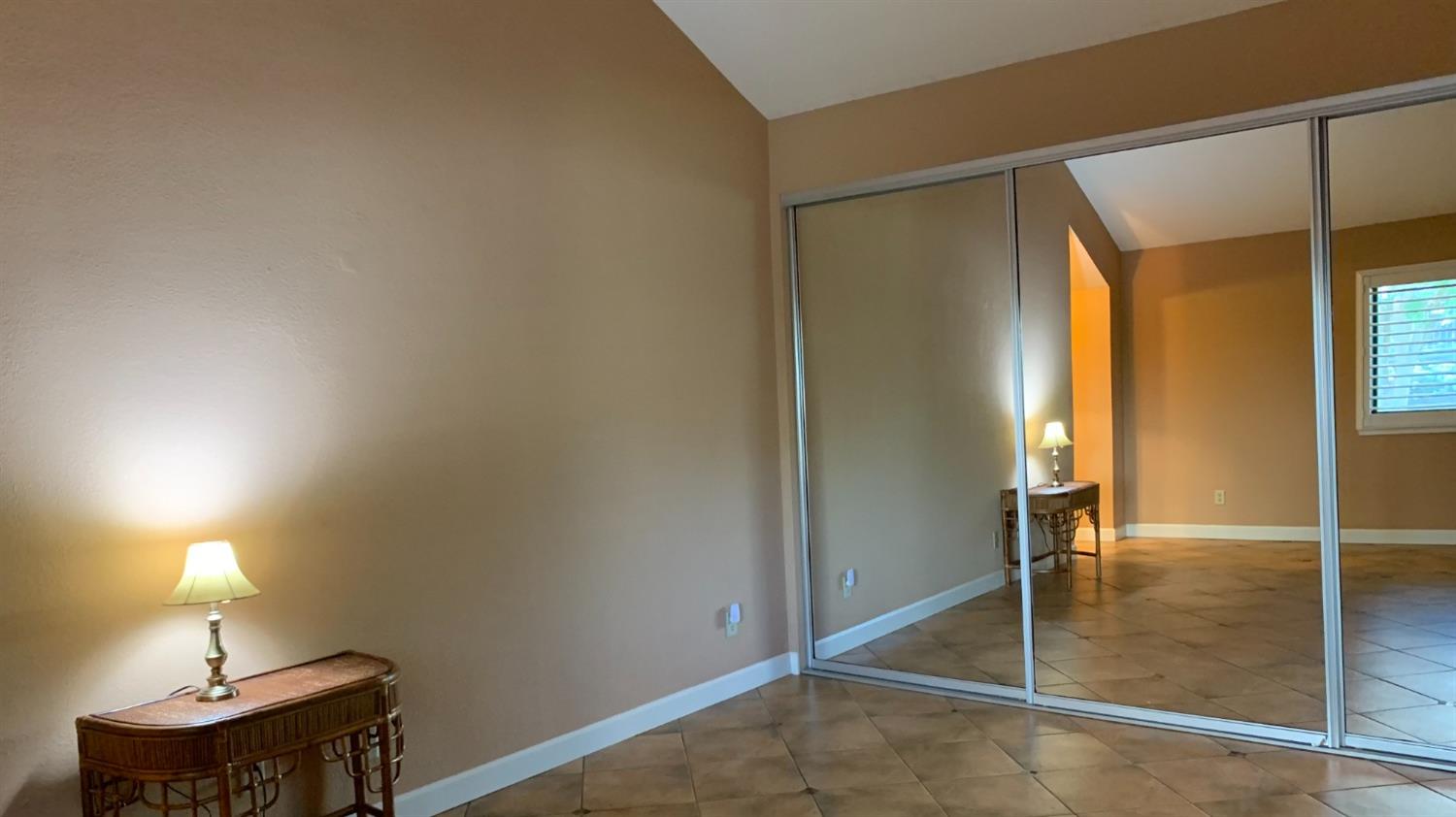 Photo #27: 223045936 Listing: Photo #27