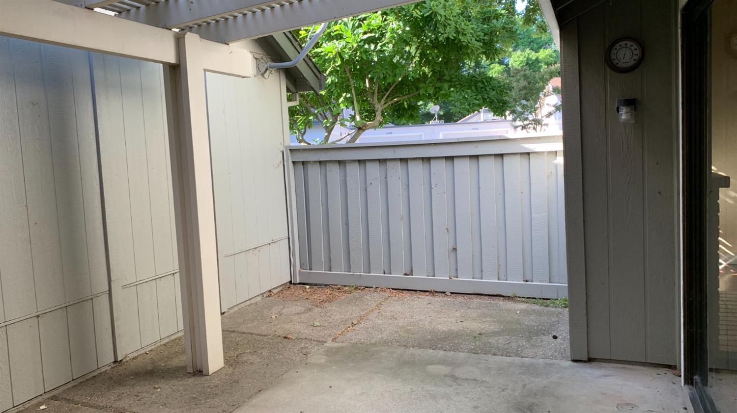 Photo #34: 223045936 Listing: Photo #34