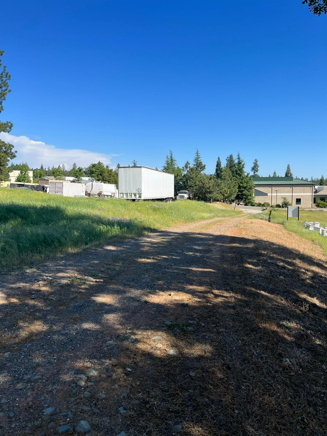 Whitcomb Avenue, Colfax, California image 3