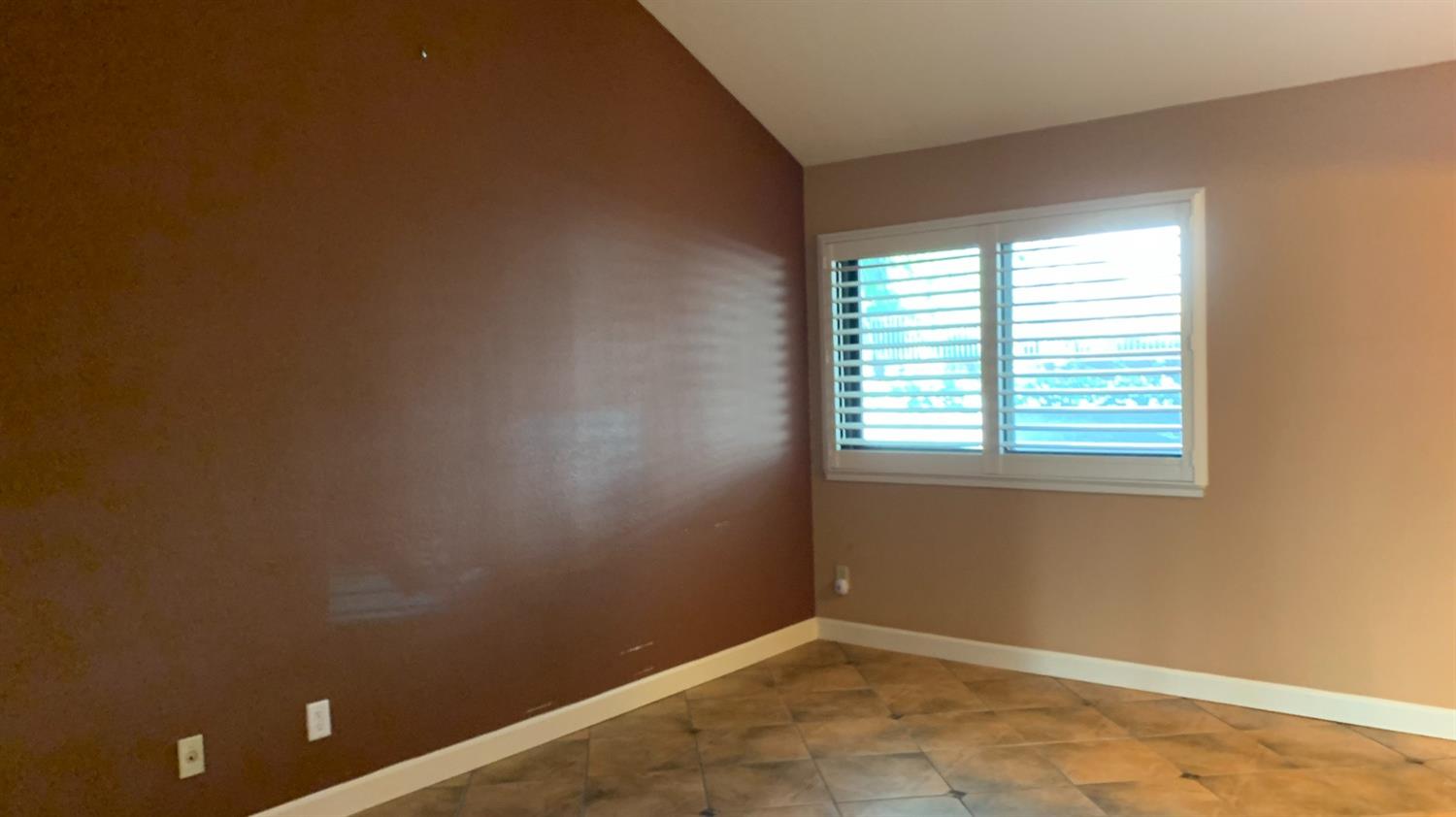 Photo #25: 223045936 Listing: Photo #25