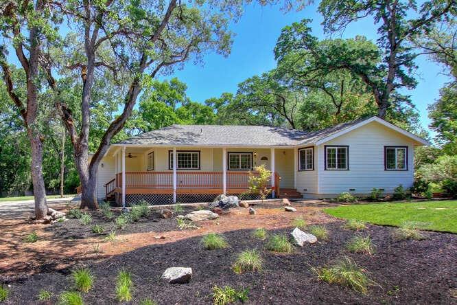 Photo of 1460 Crystal Springs Rd in Auburn, CA