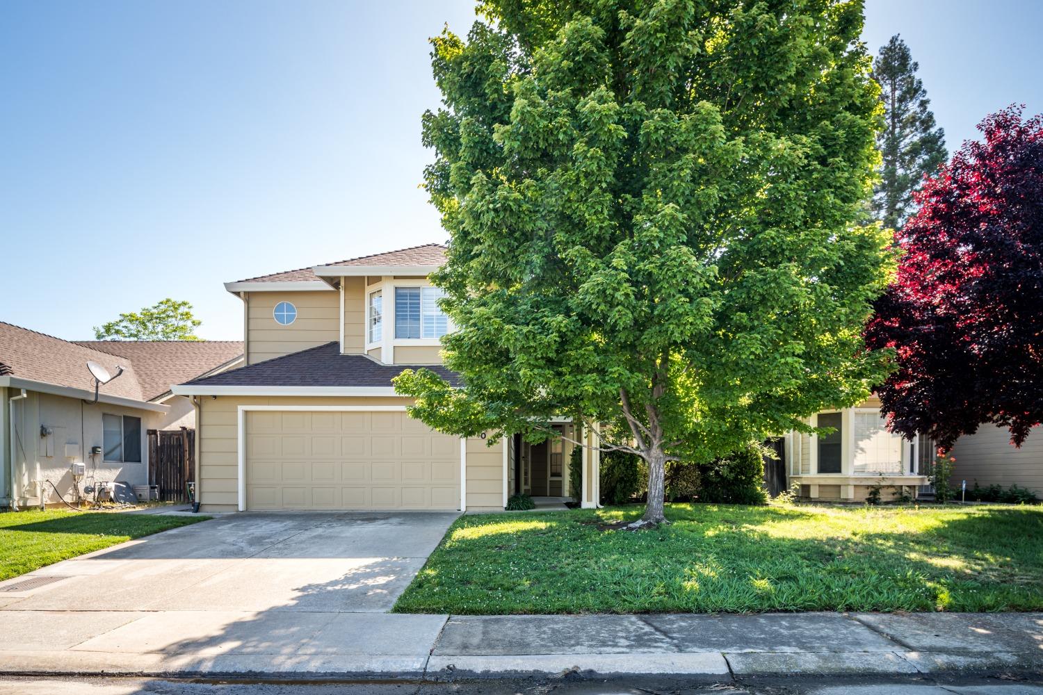 1409 New England Drive, Roseville, CA 95661