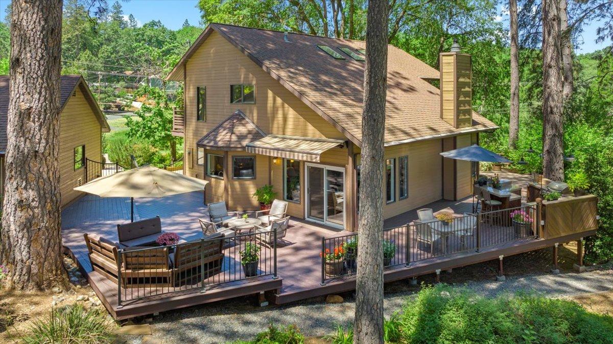 Photo of 16907 Norlene Wy in Grass Valley, CA