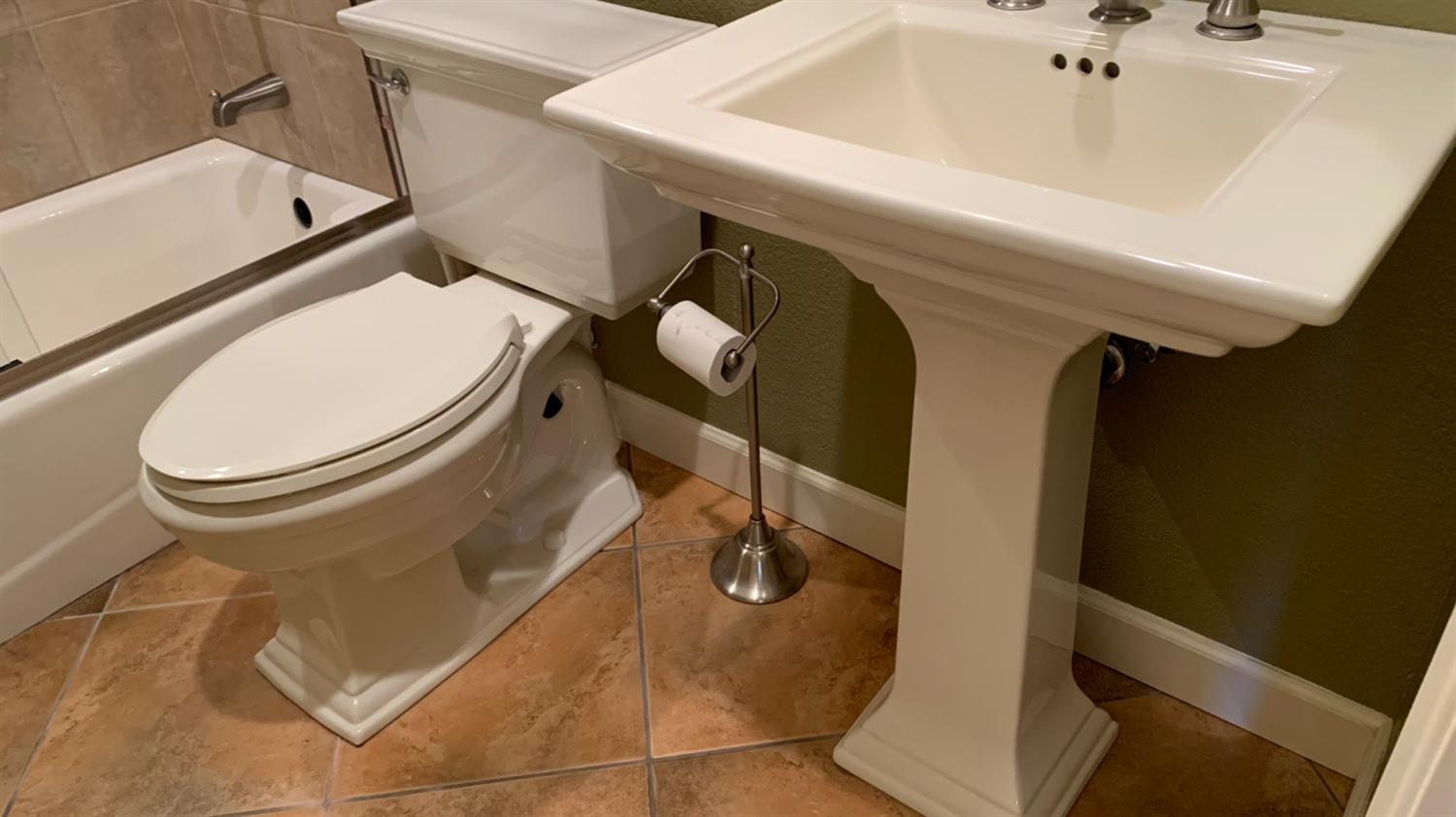 Photo #22: 223045936 Listing: Photo #22