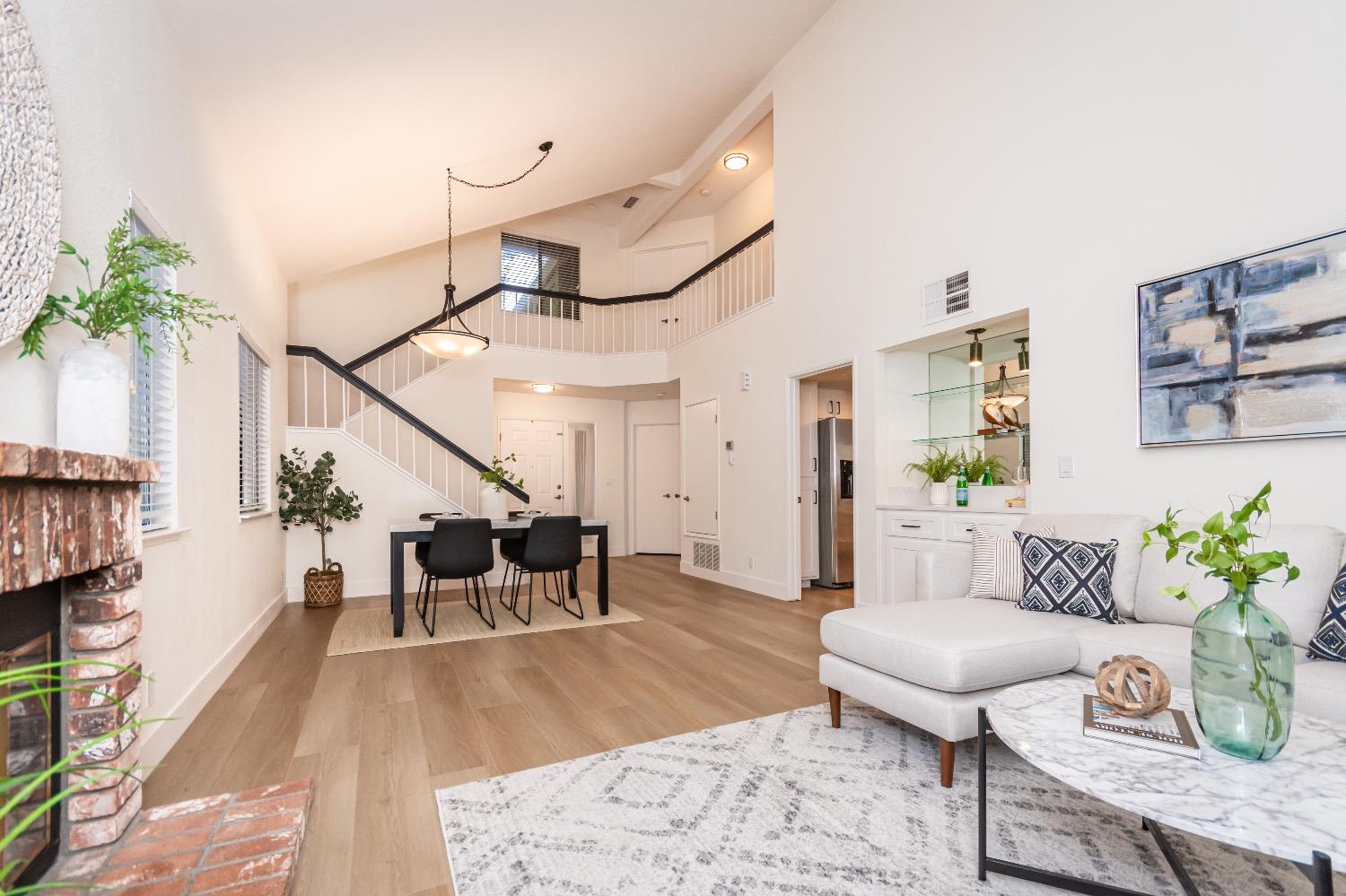 Photo of 2032 University Park Dr in Sacramento, CA
