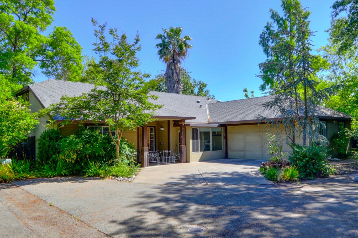 Photo of 4768 Hamilton St in Sacramento, CA