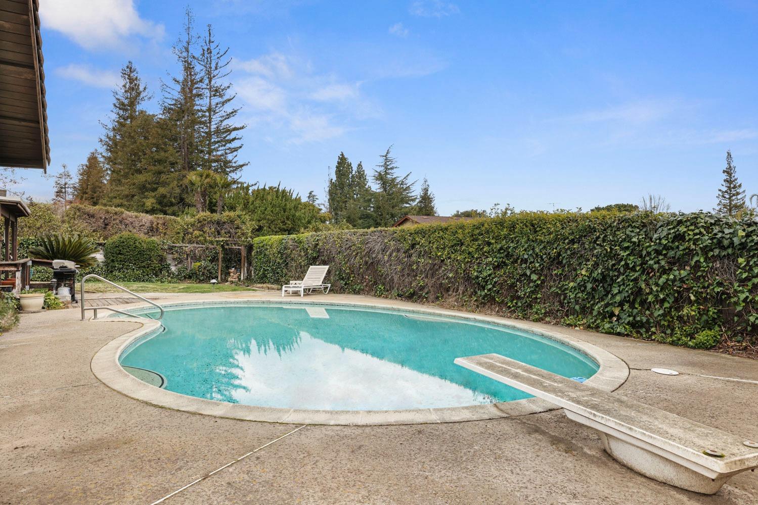 Photo of 6712 Arrowwood Dr in Riverbank, CA