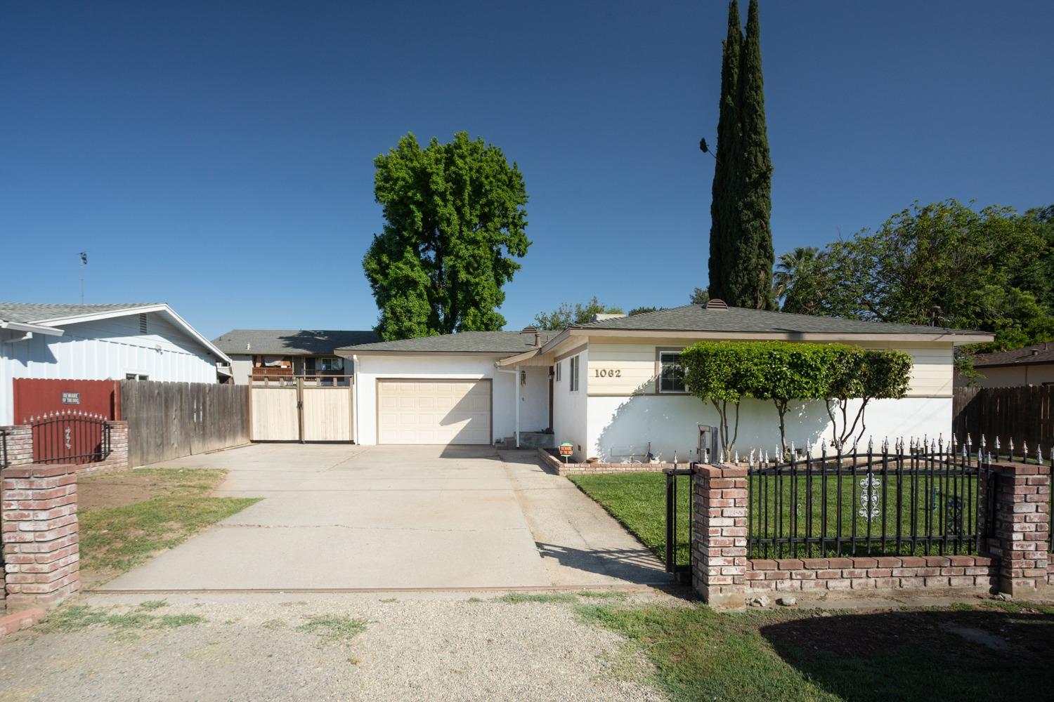 Photo of 1062 Laurel Ave in Olivehurst, CA