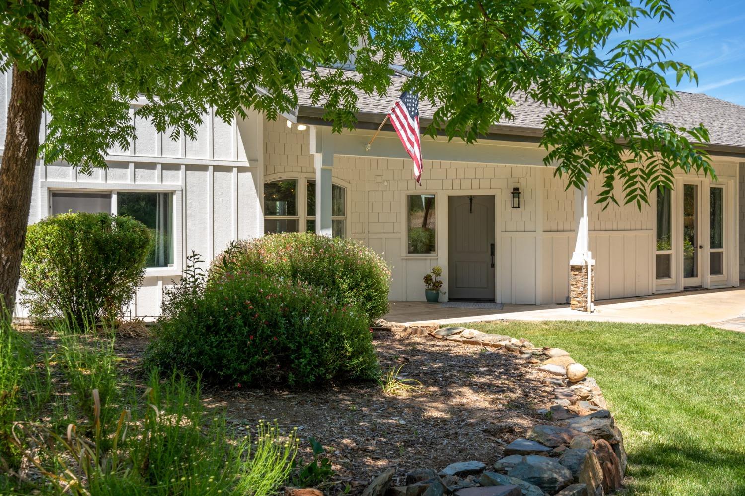 Mr Magpie Court, Shingle Springs, California image 11
