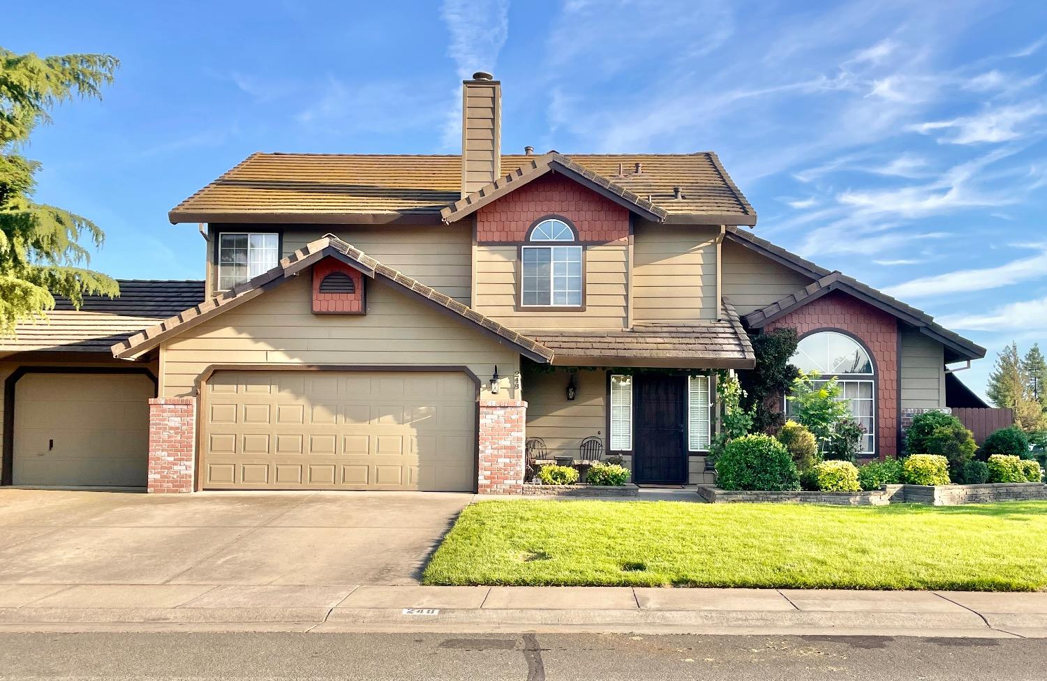 248 Quail Hollow Drive, Galt, CA 95632