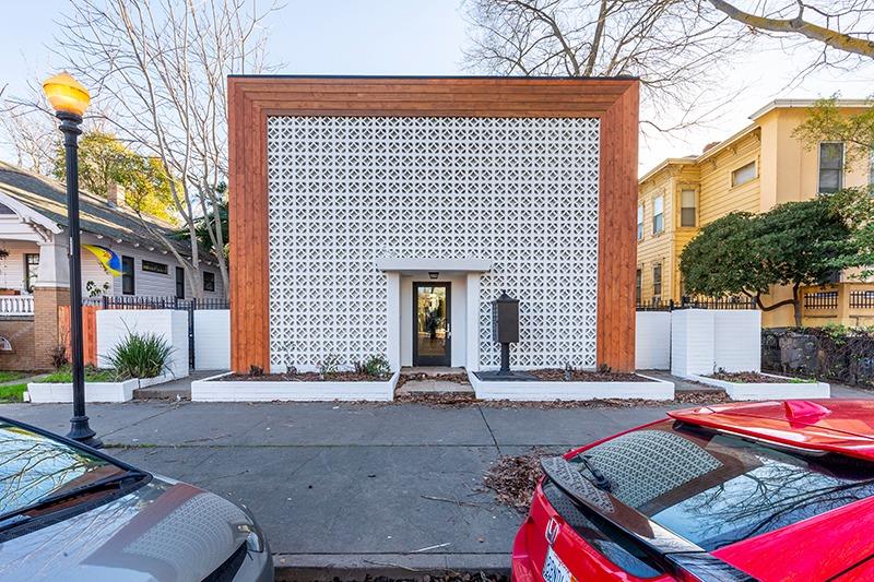 Photo of 1818 P St in Sacramento, CA