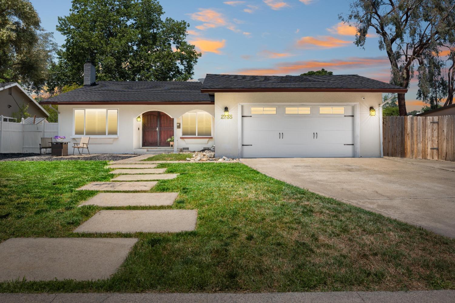 Photo of 2735 Angeles Ct in Rocklin, CA