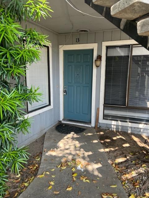 Photo of 1326 Oak Terrace Ct #13 in Sacramento, CA
