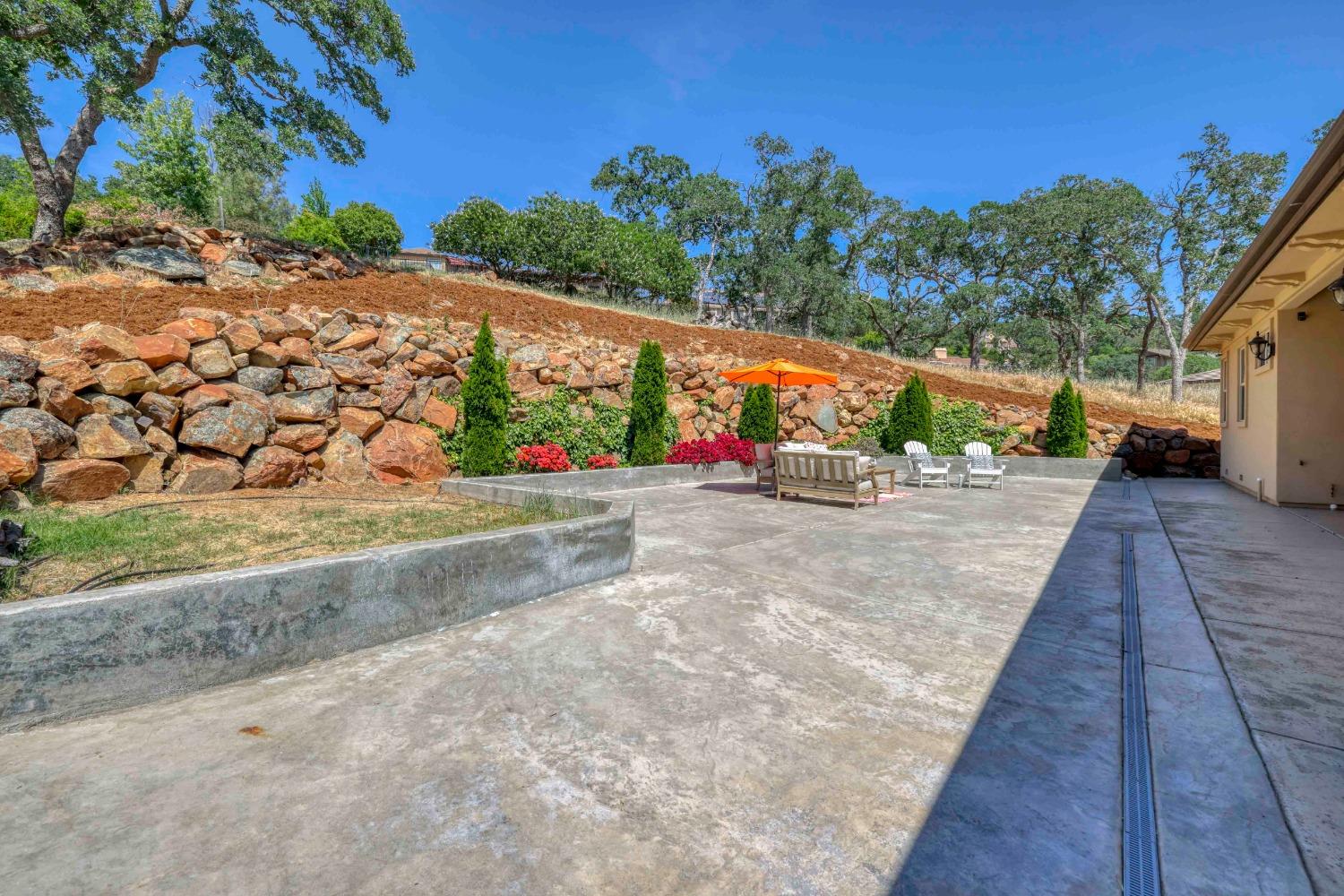 Detail Gallery Image 39 of 46 For 2781 via Fiori, El Dorado Hills,  CA 95762 - 4 Beds | 4/1 Baths