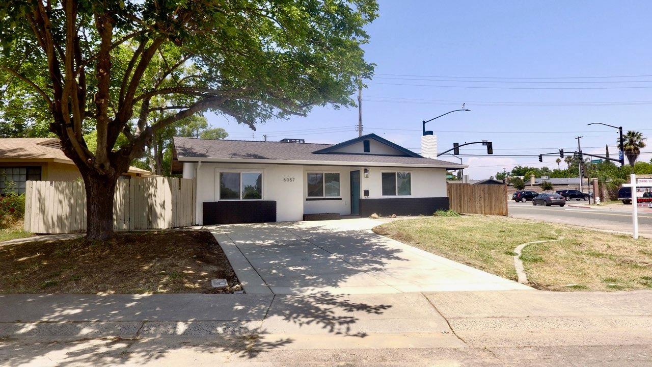 Photo of 6057 Woodglade Ave in Citrus Heights, CA