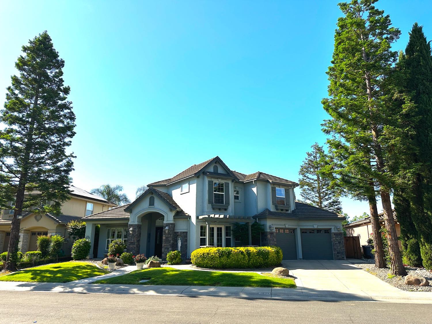 Photo of 3038 Merced Dr in Davis, CA