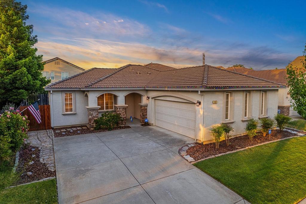 Photo of 1951 Pyramid Creek Dr in Marysville, CA