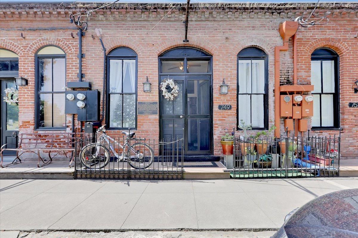 Photo of 749 Main St in Colusa, CA