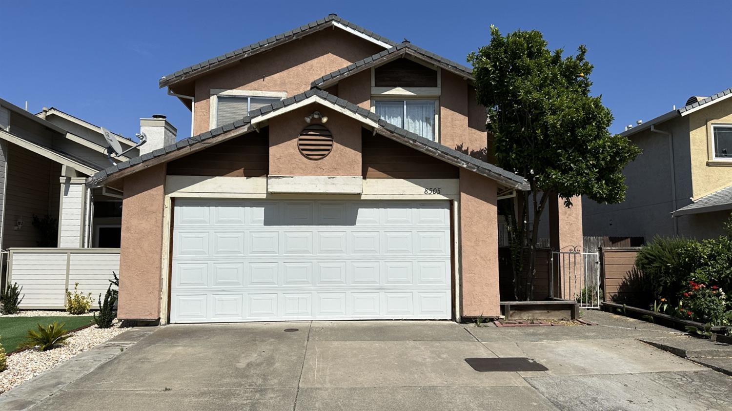 Photo of 8505 Sunnybrae Dr in Sacramento, CA