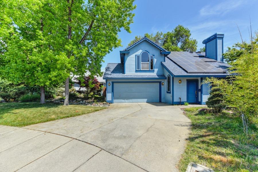 Photo of 239 Center St in Auburn, CA