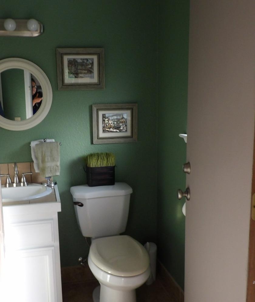 Detail Gallery Image 10 of 34 For 2863 Holly Hill Ln, Cameron Park,  CA 95682 - 3 Beds | 2/1 Baths