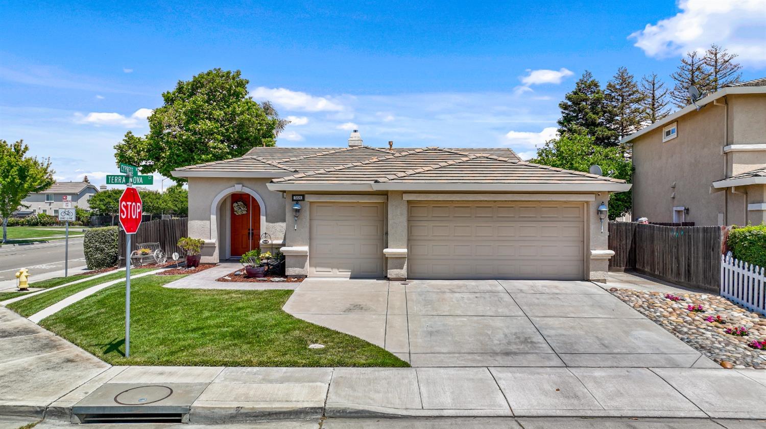 Detail Gallery Image 1 of 1 For 568 Terra Nova Ct, Tracy,  CA 95377 - 4 Beds | 2/1 Baths