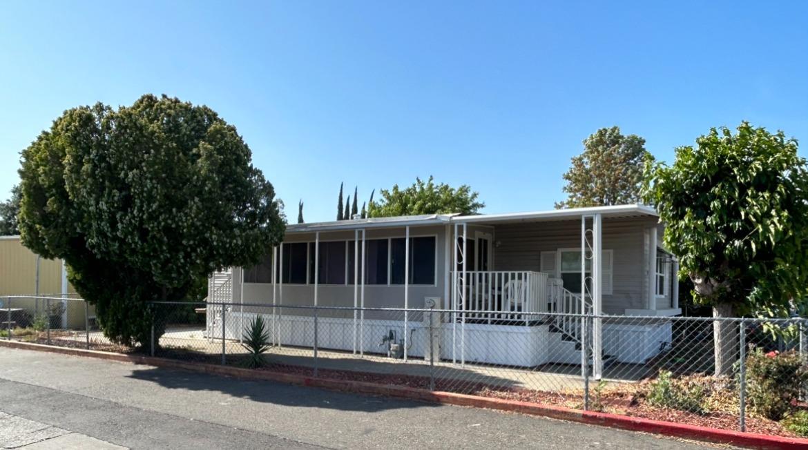 Photo of 2000 W Capitol Ave #54 in West Sacramento, CA