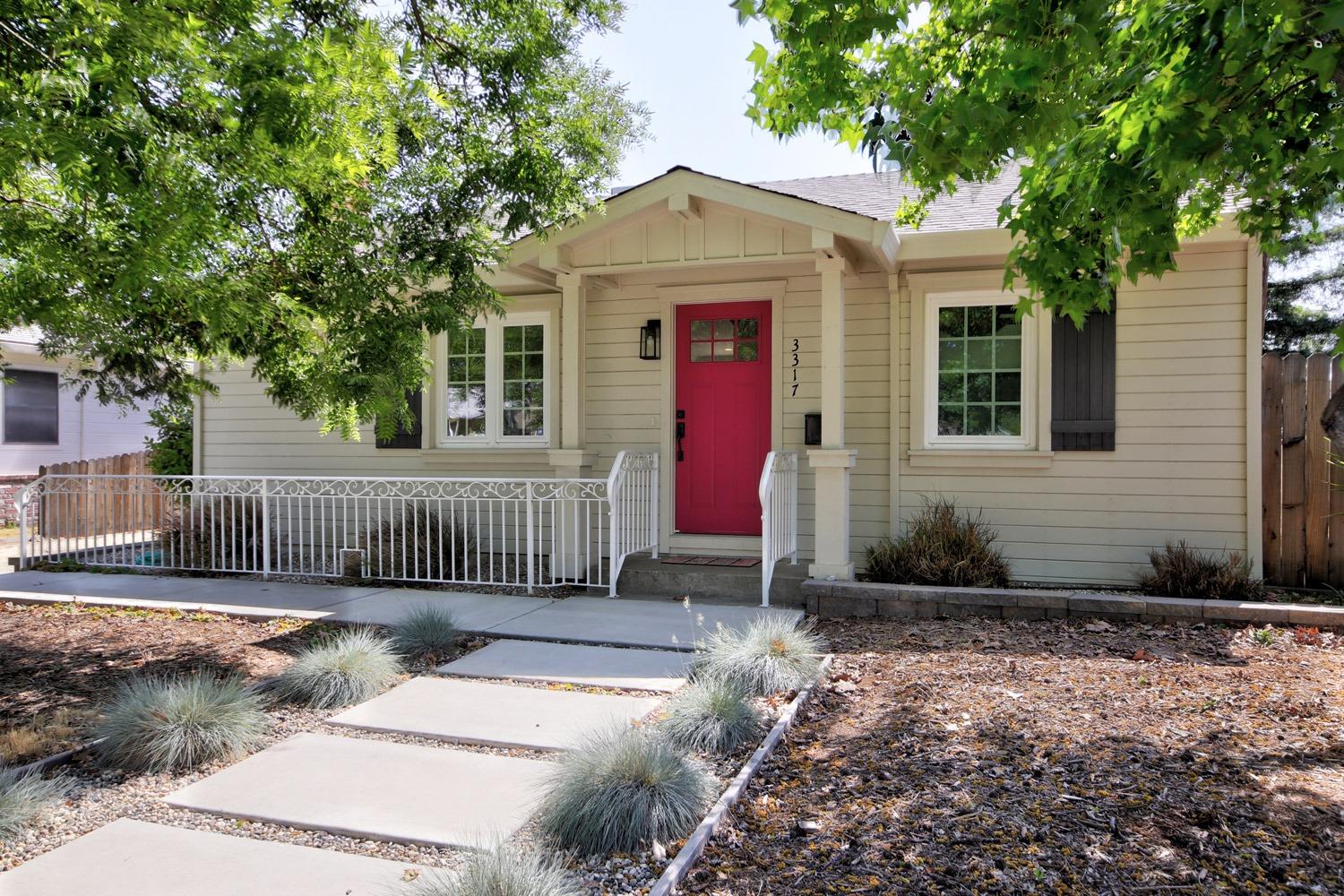Photo of 3317 63rd St in Sacramento, CA