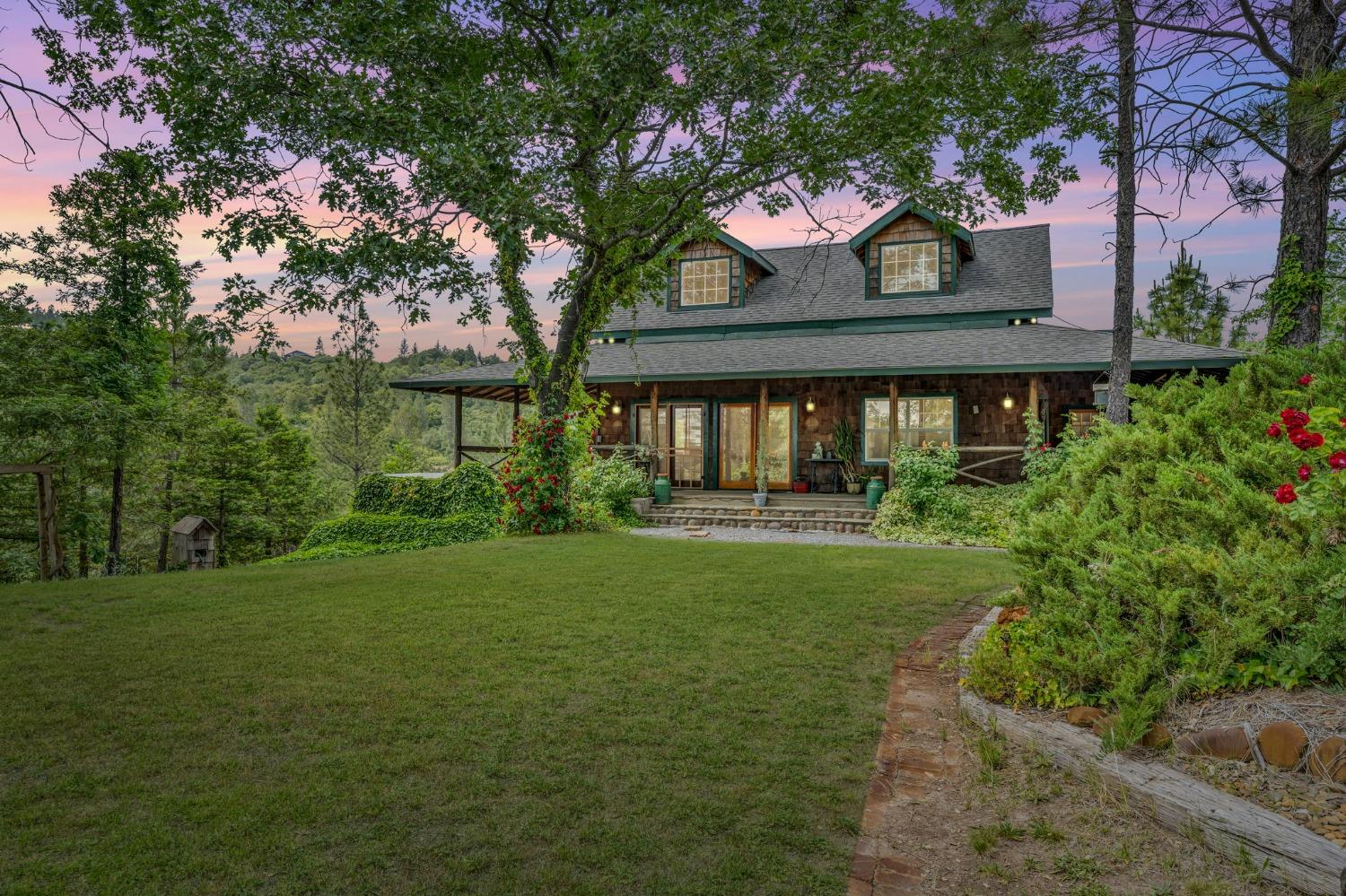 Photo of 2985 Boole Rd in Applegate, CA